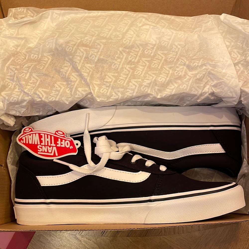 Brand new black with white womens Ward style Vans